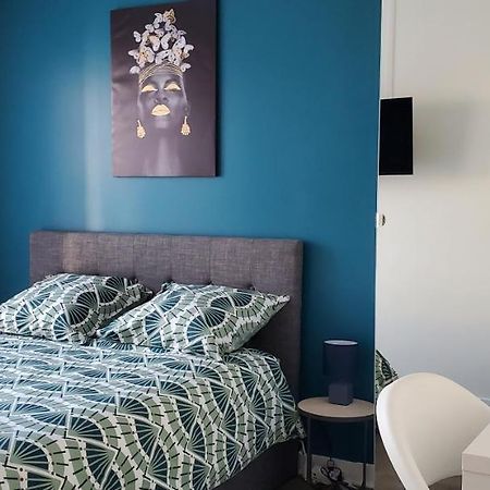 Charming Room With Shared Space Close To Paris - Chambres Confort Avec Espaces Partages Proche De Paris Витри-сюр-Сен Экстерьер фото